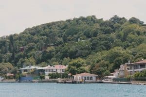 Flood-Proof Architecture: Protecting Coastal Communities