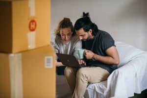 Real Estate Investments for Beginners: Navigating 2025