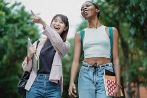 AI-Generated Educational Content: Customized Materials for Diverse Learners