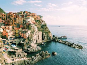 The Art of Last-Minute Travel: Scoring Deals on Flights and Hotels