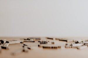 Machine Learning in Smart Fridges: Recipe Suggestions Based on Contents